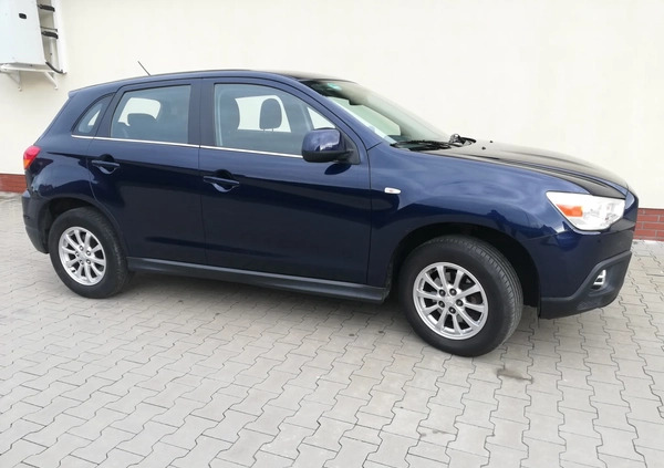 Mitsubishi ASX cena 31400 przebieg: 222000, rok produkcji 2011 z Złocieniec małe 211